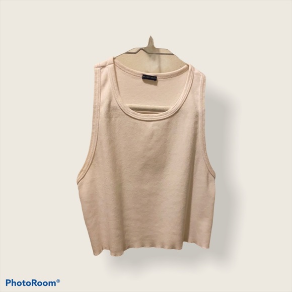 Brandy Melville Tops - ▪️brandy Melville crop